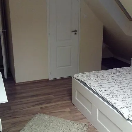 Mina Apartman Apartment Eger